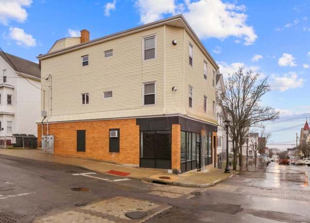 Property at 337 Columbia St, Fall River, MA 02721, 4 beds, 4.5 baths