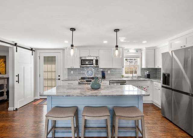 Property at 22 Almy Ave, Sandwich, MA 02563, 2 beds, 1 bath