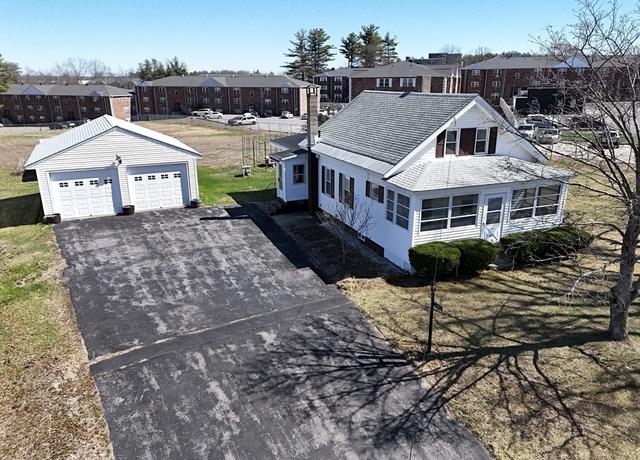 Property at 321 Litchfield St, Leominster, MA 01366, 3 beds, 1.5 baths