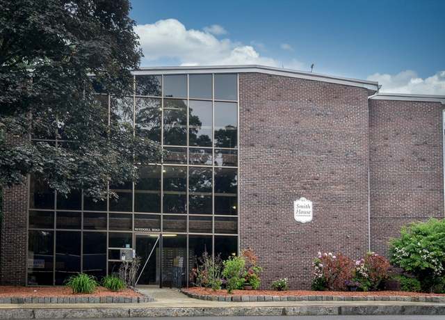 Property at 915 Edgell Rd #85, Framingham, MA 01701, 1 bed, 1 bath