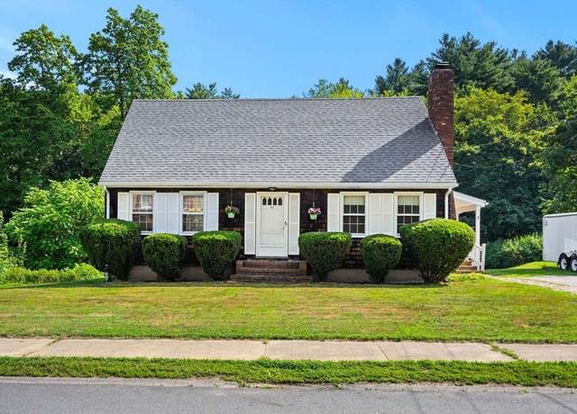 Property at 41 Madison St, Amesbury, MA 01913, 3 beds, 1.5 baths