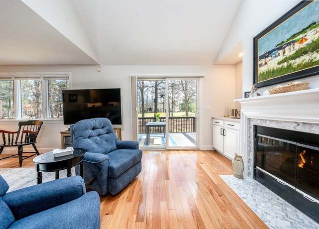Property at 3 Longwood Rd #236, Mashpee, MA 02649, 2 beds, 2.5 baths