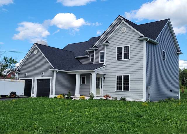 Property at 8 Bayliss Way, Uxbridge, MA 01569, 4 beds, 2.5 baths