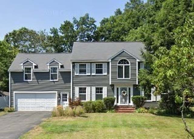 Property at 440 Mendon Rd, North Attleboro, MA 02760, 4 beds, 2.5 baths