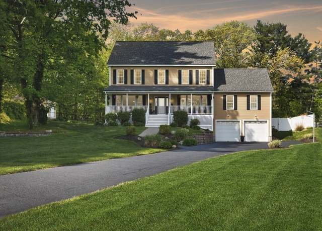 Property at 18 Pinedale Rd, Middleton, MA 01949, 4 beds, 2.5 baths