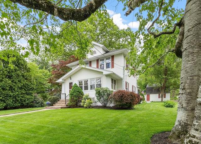 Property at 3 Hillside Ave, Grafton, MA 01519, 3 beds, 1.5 baths