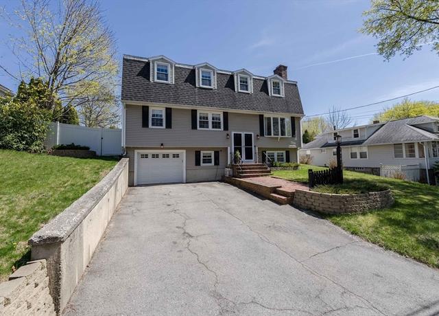 Property at 37 Hillcrest Ave, Methuen, MA 01844, 5 beds, 2.5 baths