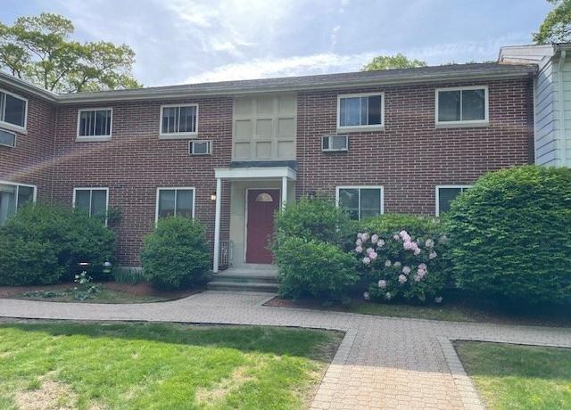 Property at 50 Wilson Dr #50, Framingham, MA 01702, 2 beds, 1.5 baths