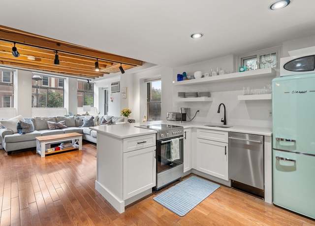 Property at 18 Main St #1, Boston, MA 02129, 2 beds, 1 bath