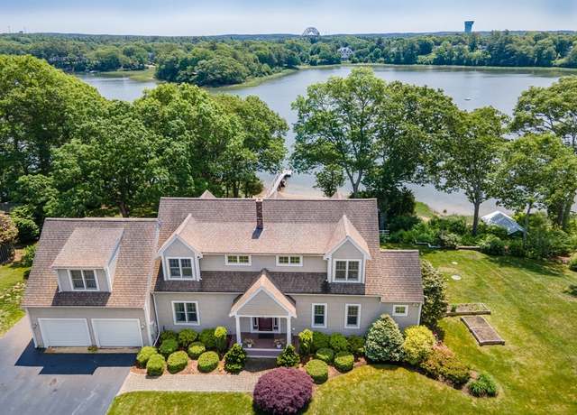 Property at 14 Nye Ln, Bourne, MA 02532, 3 beds, 3 baths