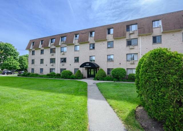Property at 135 Grove St #145, Rockland, MA 02370, 2 beds, 1 bath