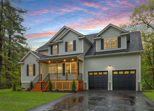 Property at 85 Beaver Ave, Lynnfield, MA 01940, 3 beds, 4.5 baths