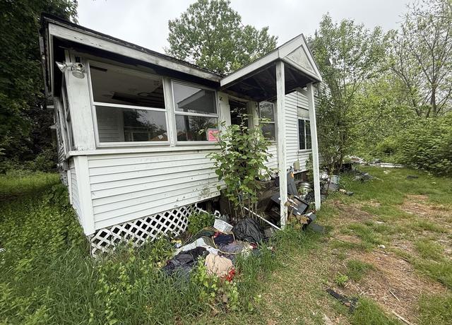 Property at 24 Elmwood St, Millbury, MA 01527, 3 beds, 1 bath