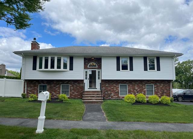 Property at 15 Janet Ln, Peabody, MA 01960, 4 beds, 2 baths