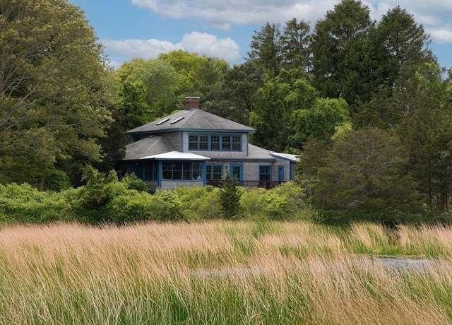 Property at 43 Salt Marsh Ln, Plymouth, MA 02360, 4 beds, 2.5 baths