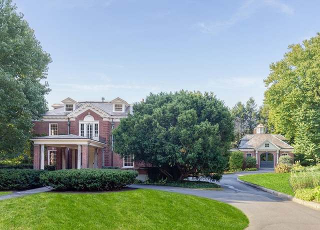 Property at 87 Hammond St, Newton, MA 02467, 7 beds, 4.5 baths