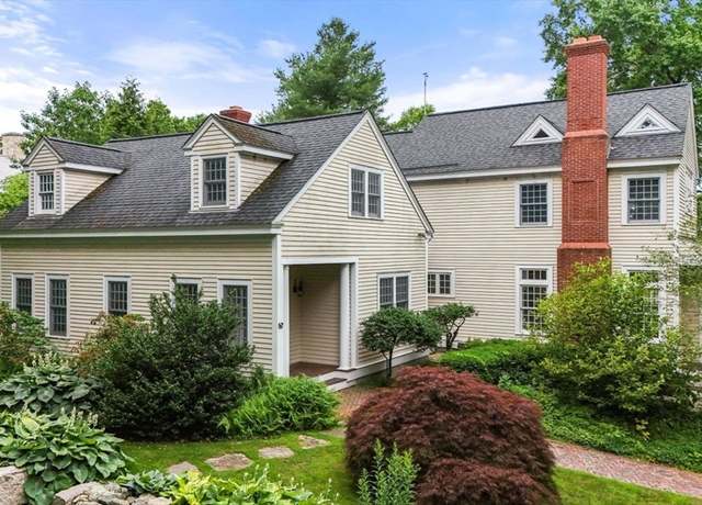 Property at 52 Willow St, Dover, MA 02030, 4 beds, 3 baths