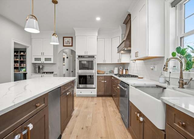 Property at 13 Turkey Hill Rd, West Newbury, MA 01985, 3 beds, 3.5 baths