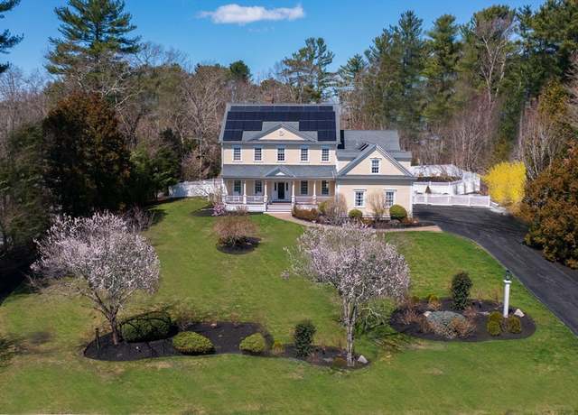 Property at 1 Hawthorne Dr, Norwell, MA 02061, 4 beds, 3.5 baths