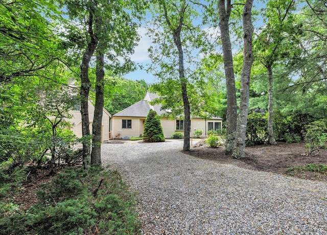 Property at 9 North Way, Mashpee, MA 02649, 3 beds, 2 baths
