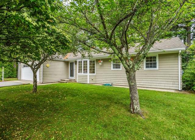 Property at 40 Lake Shore Dr S, Westford, MA 01886, 3 beds, 2 baths