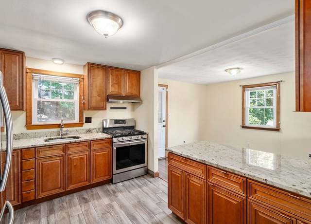 Property at 100 Shirley Rd, Waltham, MA 02452, 5 beds, 1.5 baths