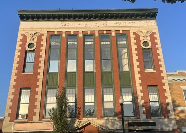 Property at 202 Broadway #33, Lawrence, MA 01841, 3 beds, 2 baths