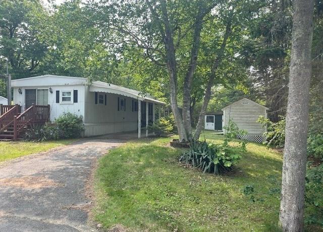 Property at 4 Center, Brimfield, MA 01010, 1 bed, 1 bath