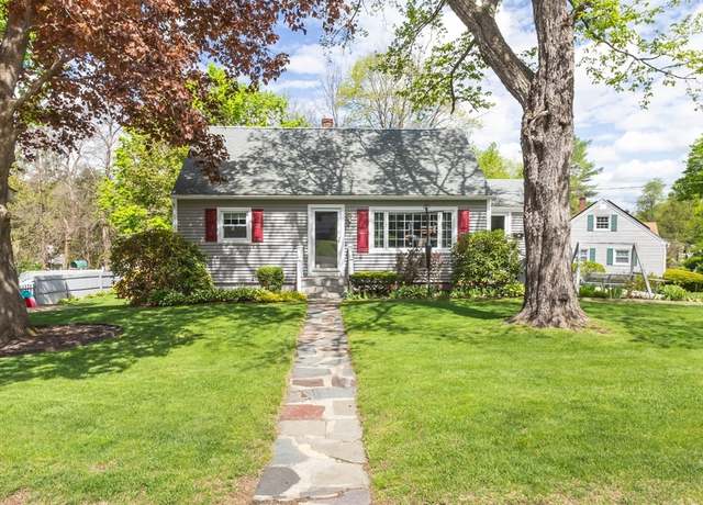 Property at 10 Brookside Dr, Leicester, MA 01524, 4 beds, 2 baths