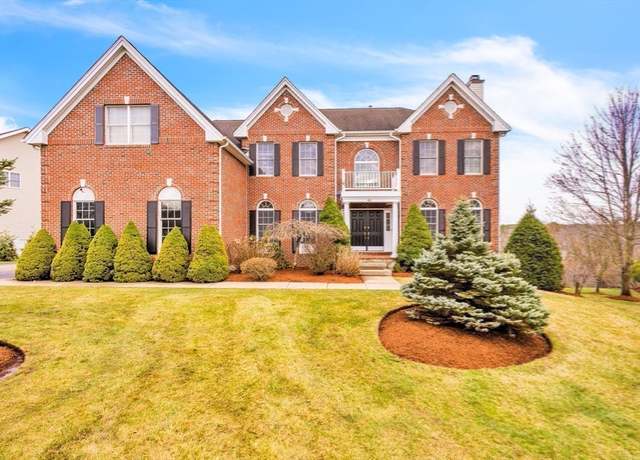 Property at 45 Endean Dr, Walpole, MA 02032, 6 beds, 6.5 baths