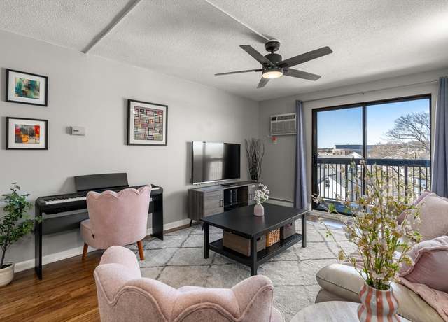 Property at 10 Williams St #45, Watertown, MA 02472, 2 beds, 1 bath