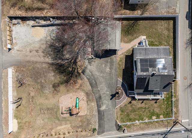 Property at 294 Whalom Rd, Lunenburg, MA 01462, 3 beds, 2 baths