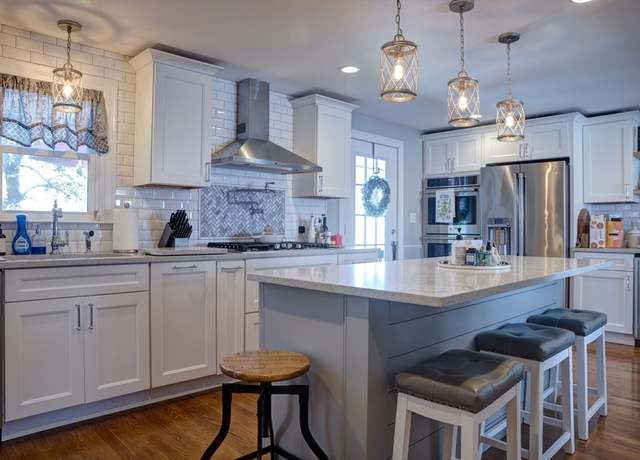Property at 52 Garth Rd, Boston, MA 02132, 3 beds, 1.5 baths