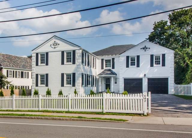 Property at 642 Centre St, Newton, MA 02458, 5 beds, 5.5 baths