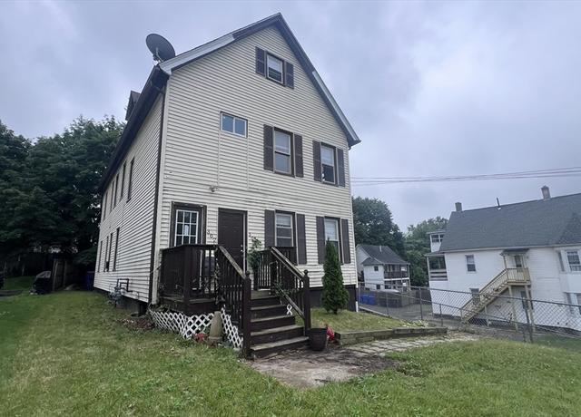 Property at 305 - 307 Main St, Springfield, MA 01151, 8 beds, 3 baths