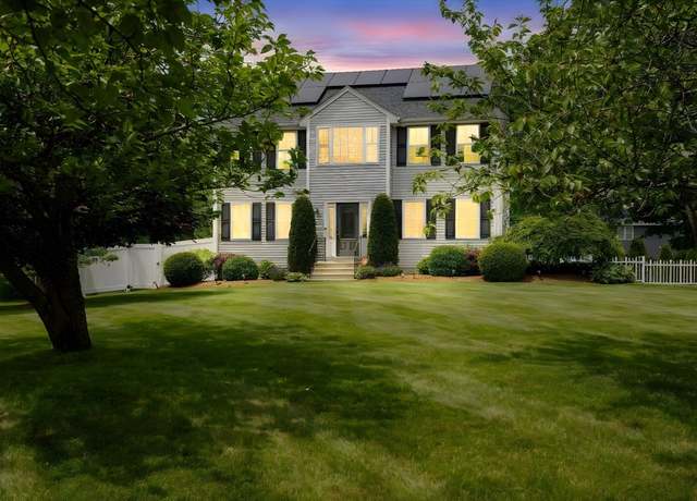 Property at 1380 Newman Ave, Seekonk, MA 02771, 3 beds, 2.5 baths