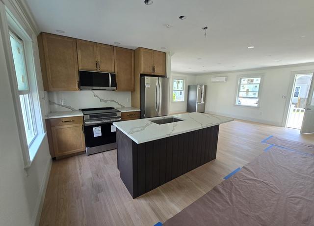 Property at 9 Swan St #1, Beverly, MA 01915, 3 beds, 2.5 baths