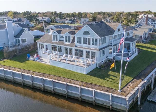 Property at 18 Wendy Way, Dennis, MA 02670, 4 beds, 6 baths