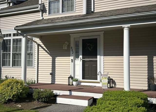 Property at 882 Brockton Ave #10, Abington, MA 02351, 2 beds, 2 baths