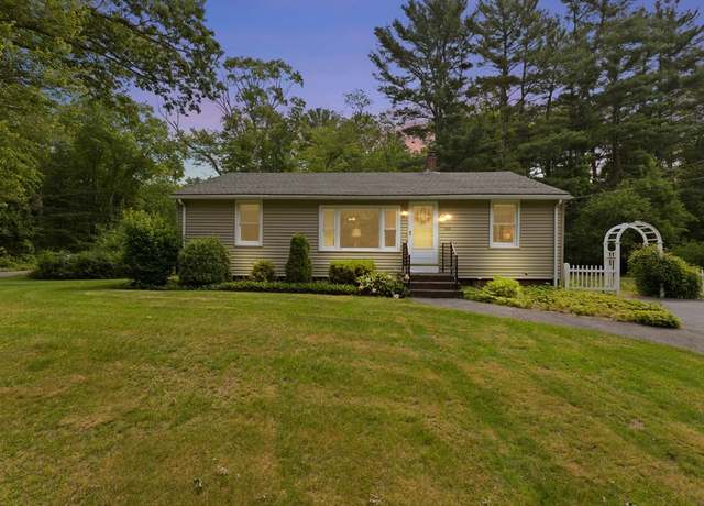 Property at 385 Norton Ave, Taunton, MA 02780, 3 beds, 1 bath