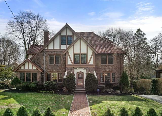 Property at 185 Valentine St, Newton, MA 02465, 6 beds, 3.5 baths