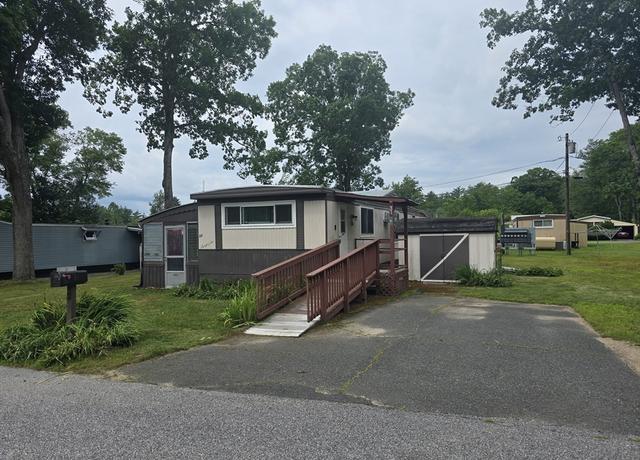 Property at 31 Rosemont Ave, Orange, MA 01364, 2 beds, 1 bath