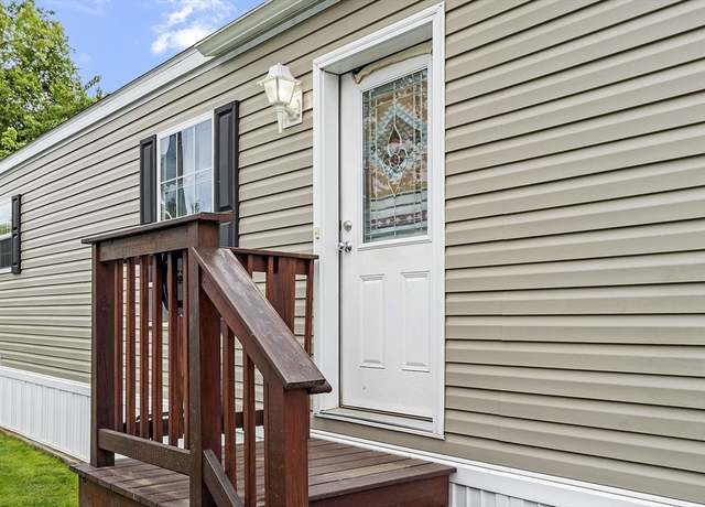 Property at 25 Groton School Rd #23, Ayer, MA 01432, 2 beds, 1 bath