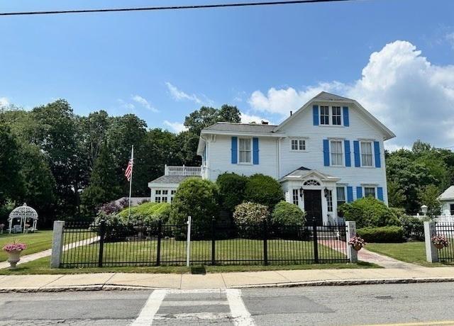 Property at 46 Capron St, Uxbridge, MA 01569, 4 beds, 2.5 baths