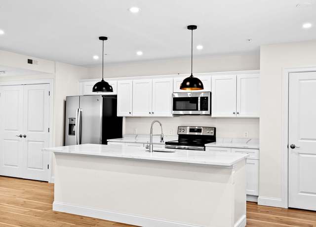 Property at 1 Pleasant St #205, Cohasset, MA 02025, 2 beds, 1 bath