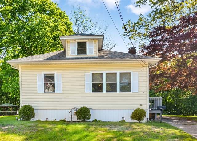 Property at 26 W Weir St, Taunton, MA 02780, 3 beds, 1 bath