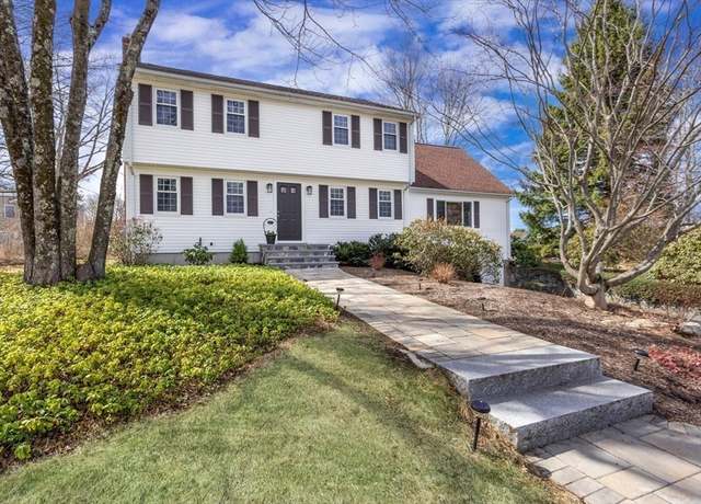 Property at 250 Irondequoit Rd, Franklin, MA 02038, 5 beds, 3 baths