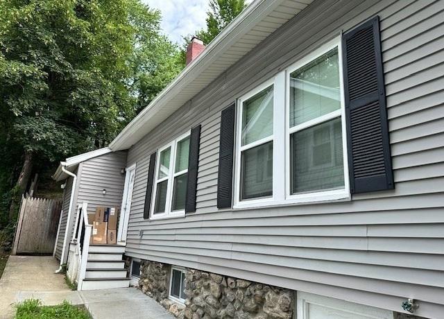 Property at 179 Hamilton St, Worcester, MA 01604, 3 beds, 1 bath