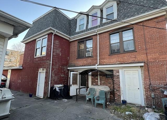 Property at 38 Trescott St, Taunton, MA 02780, 9 beds, 5 baths
