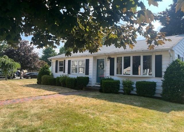 Property at 193 Pine St, Danvers, MA 01923, 3 beds, 1 bath